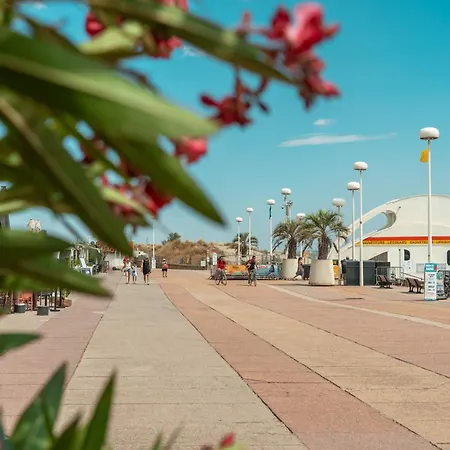 Beachfront Cocooning Getaway *