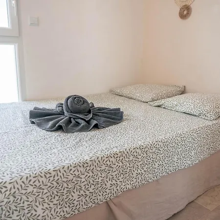 Beachfront Cocooning Getaway *